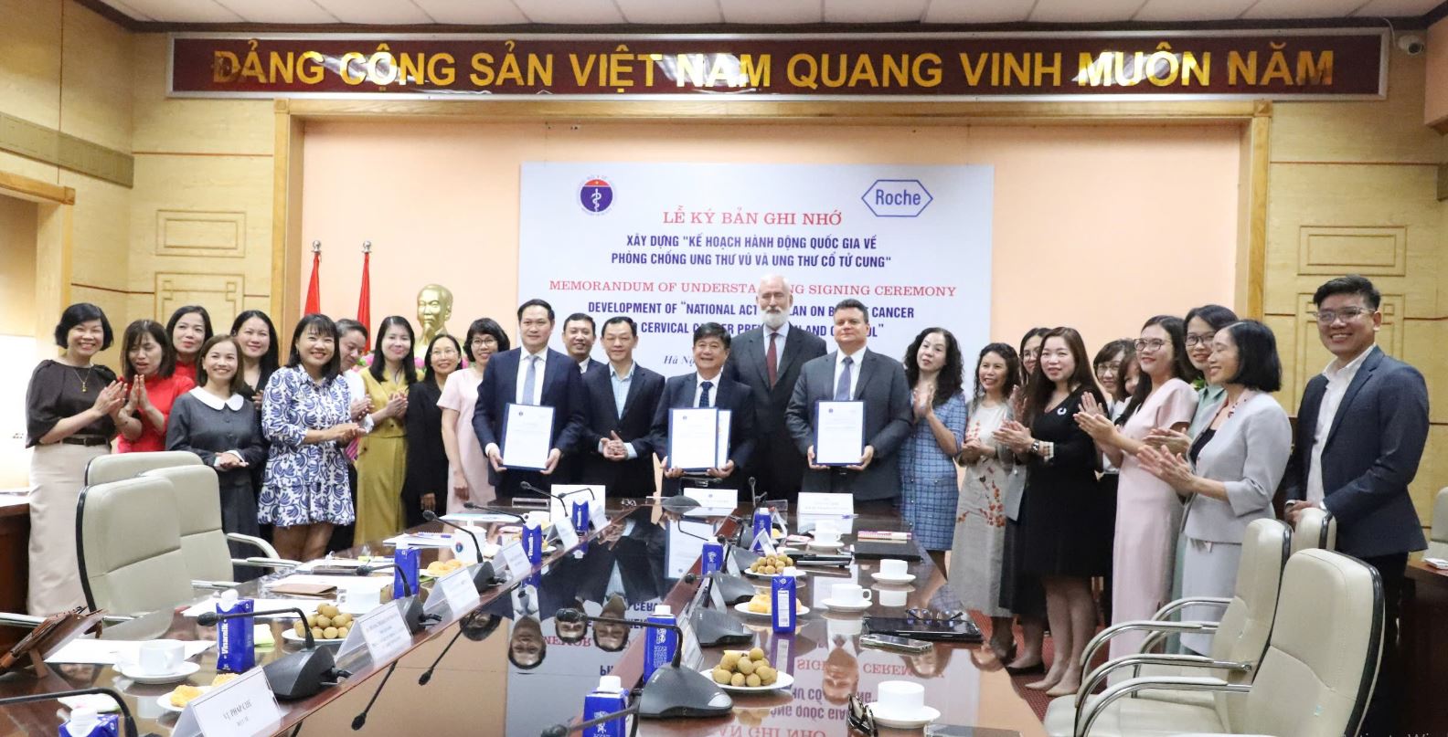Lễ ký bản ghi nhớ "Xây dựng Kế hoạch hành động quốc gia về Phòng, chống Ung thư vú và Ung thư cổ tử cung"