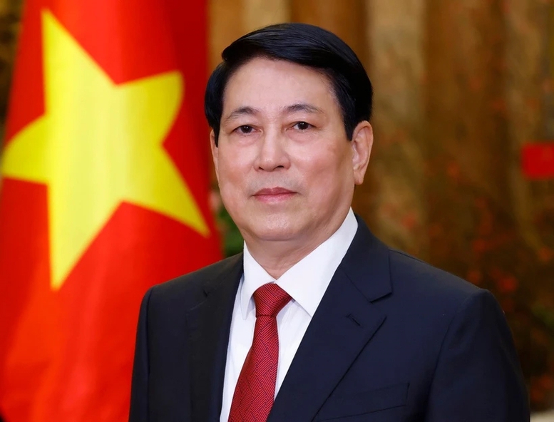 CHỦ TỊCH NƯỚC LƯƠNG CƯỜNG: "SAU CƠN MƯA BÃO CUỘC SỐNG LẠI NGẬP TRÀN ÁNH SÁNG VÀ NIỀM VUI!"