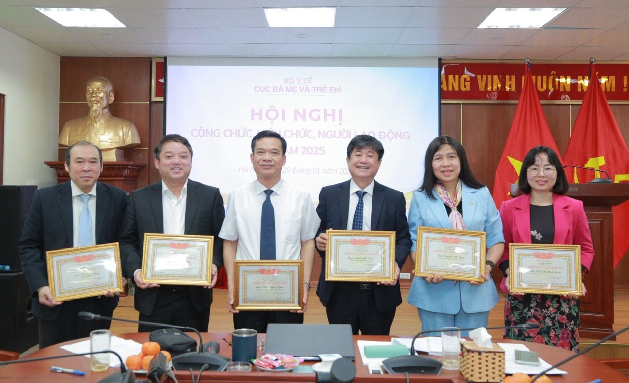 Cục Bà mẹ và Trẻ em tổ chức Hội nghị công chức, viên chức và người lao động năm 2025